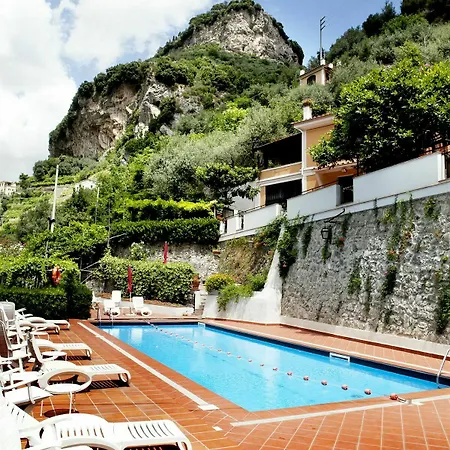 Rosa * Ravello